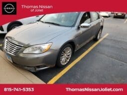Chrysler 200