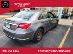 Chrysler 200