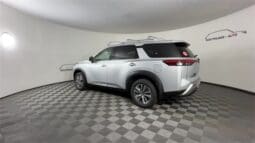 
 Nissan Pathfinder full									