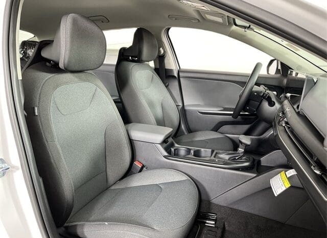 
 Kia K4 full									