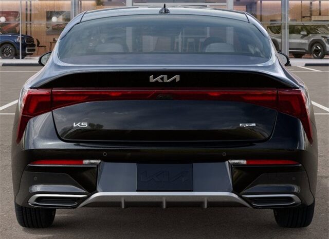 
 Kia K5 full									