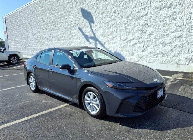 
 Toyota Camry full									