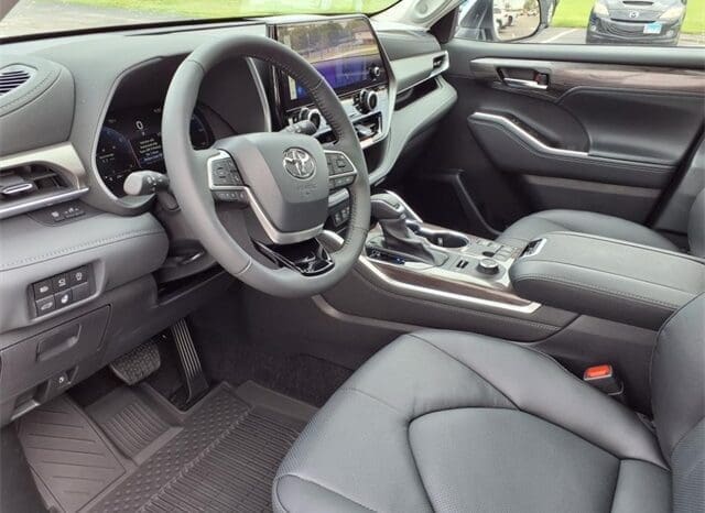 
 Toyota Highlander full									