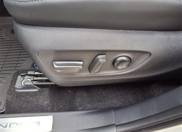 
 Toyota Highlander full									