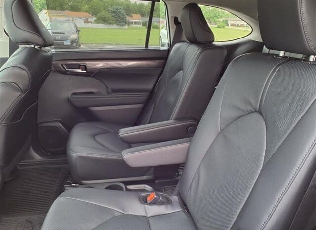
 Toyota Highlander full									