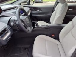 
										Toyota Prius full									