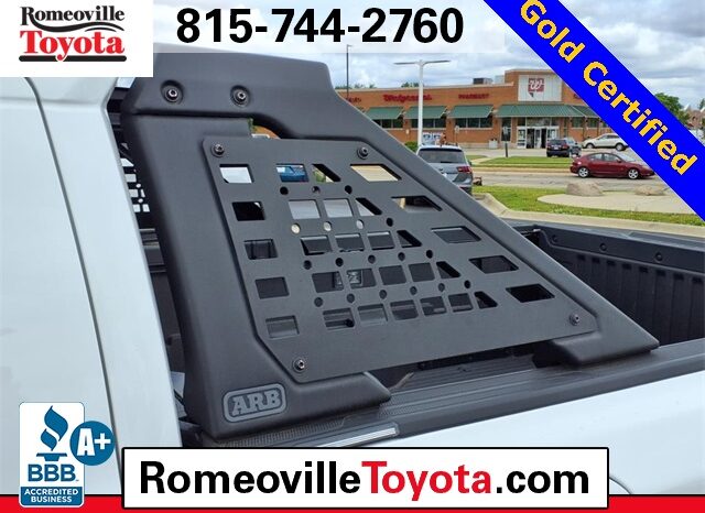 
 Toyota Tacoma Hybrid full									