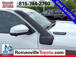 
 Toyota Tacoma Hybrid full									