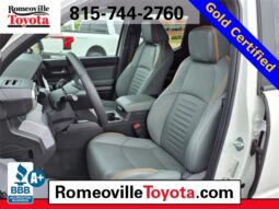 
 Toyota Tacoma Hybrid full									