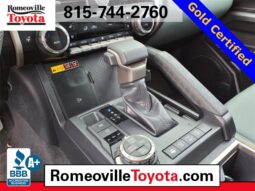 
 Toyota Tacoma Hybrid full									