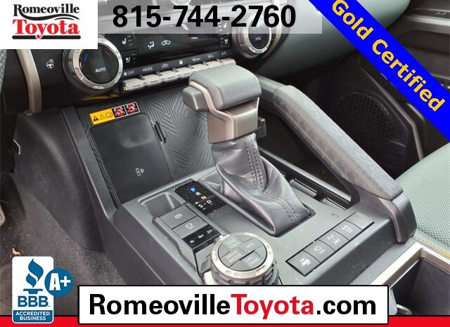 
 Toyota Tacoma Hybrid full									