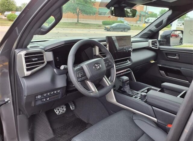 
 Toyota Tundra full									