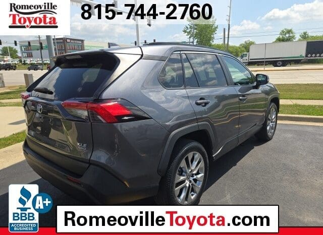 
 Toyota RAV4 full									