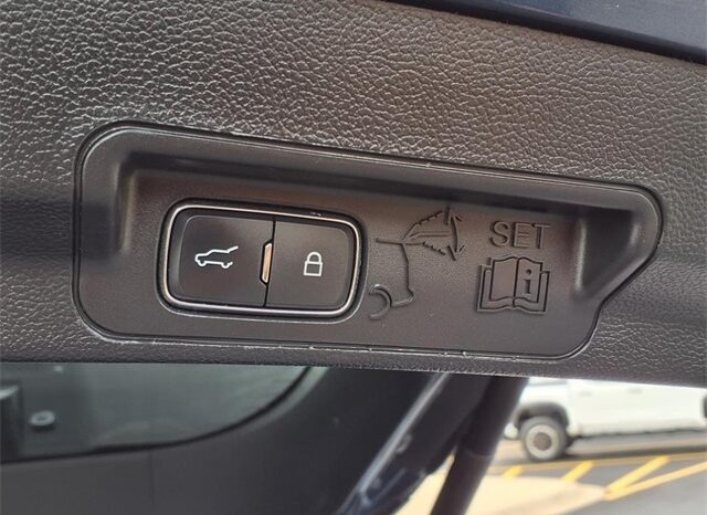
 Ford Explorer full									