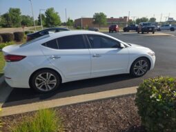 
 Hyundai Elantra full									