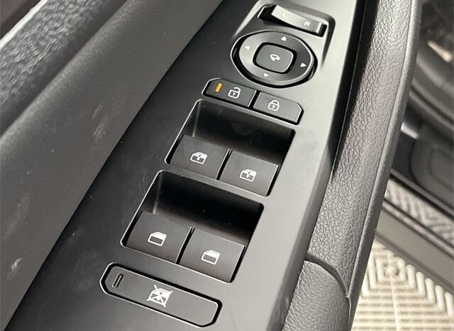 
 Kia Sportage full									