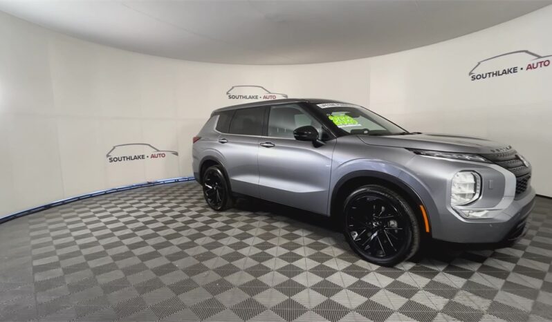 
 Mitsubishi Outlander full									
