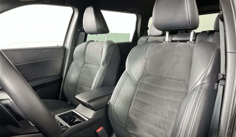 
 Mitsubishi Outlander full									