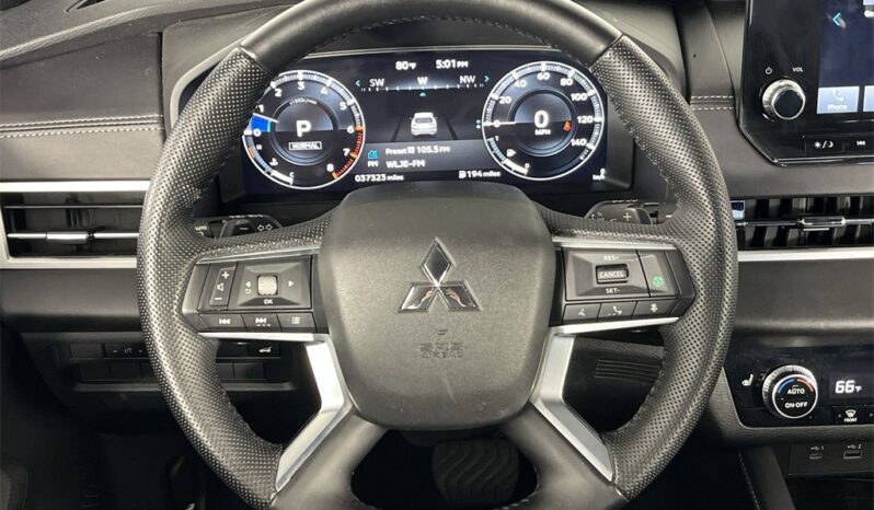 
 Mitsubishi Outlander full									