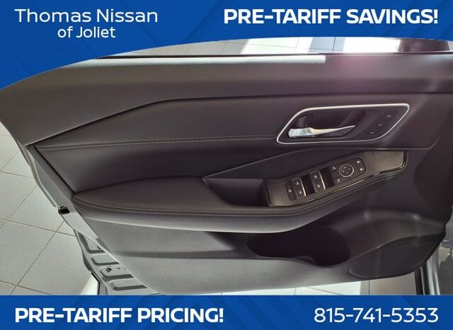 
 Nissan Rogue full									