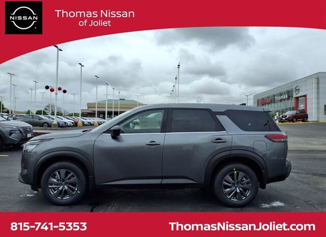 
 Nissan Pathfinder full									