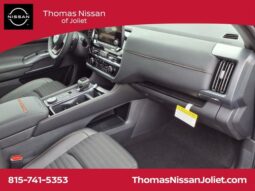 
 Nissan Pathfinder full									