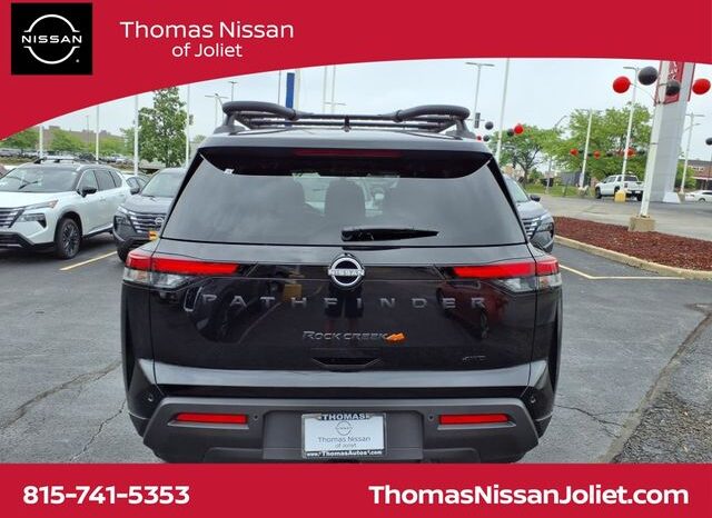 
 Nissan Pathfinder full									