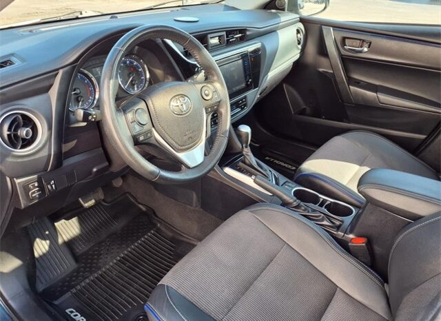 
 Toyota Corolla full									