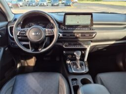 
										Kia Seltos full									