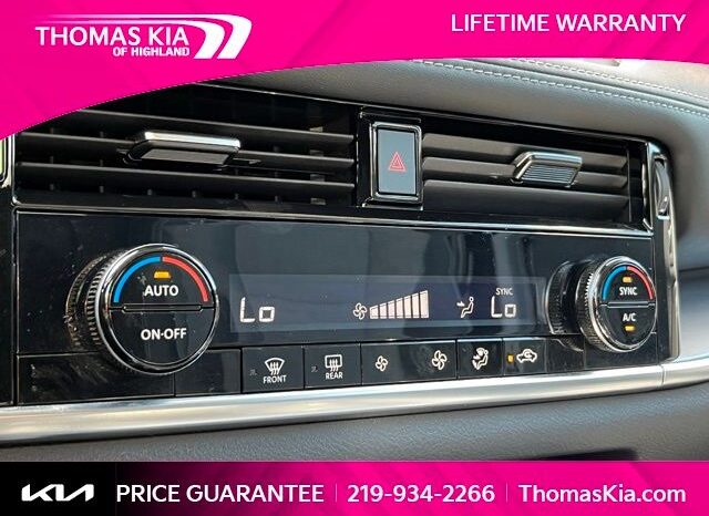 
								Nissan Rogue full									