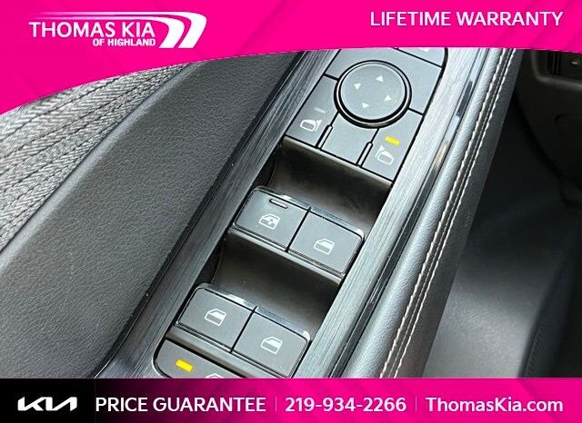 
								Nissan Rogue full									