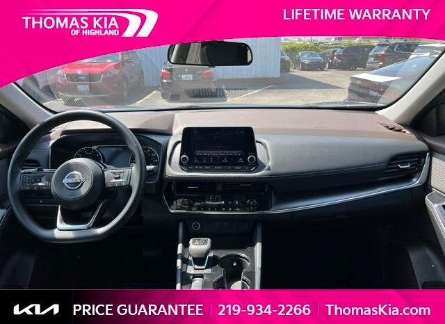 
								Nissan Rogue full									