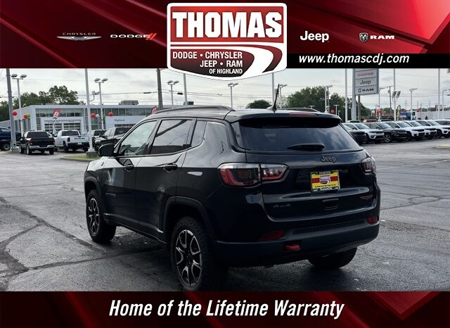 
								Jeep Compass full									