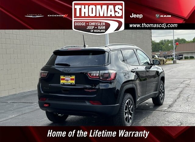
								Jeep Compass full									
