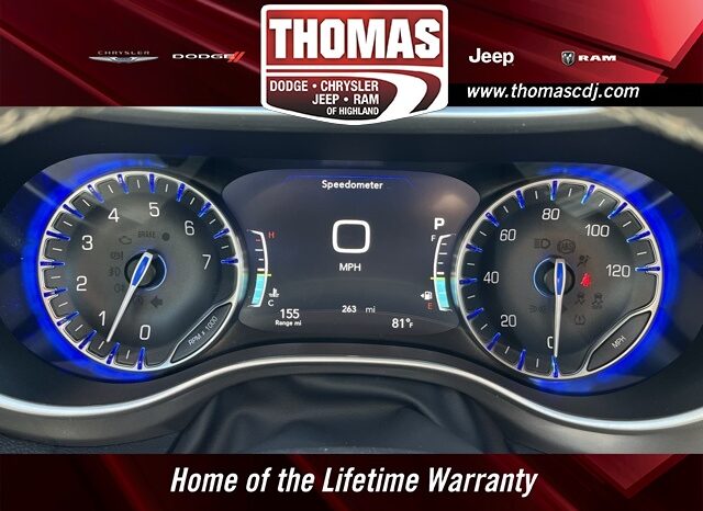 
								Chrysler Pacifica full									