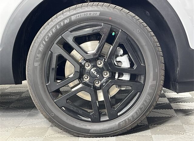 
								Kia Telluride full									