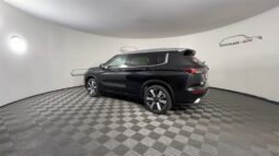 
 Mitsubishi Outlander full									