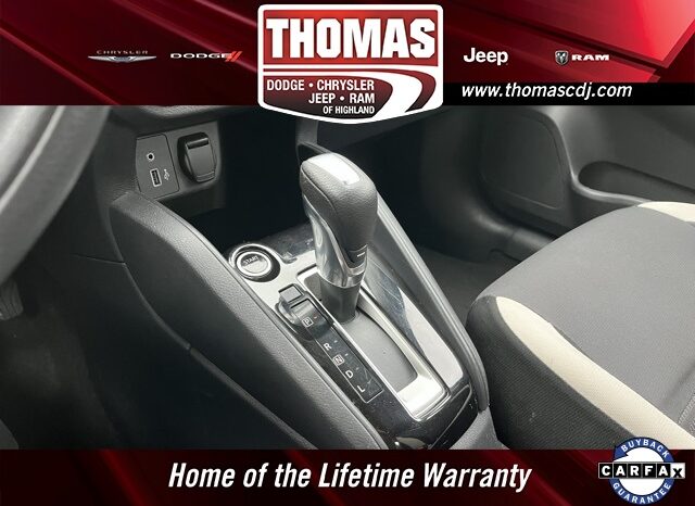
 Nissan Versa full									