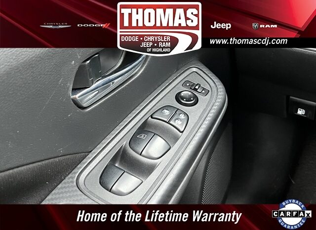 
 Nissan Versa full									
