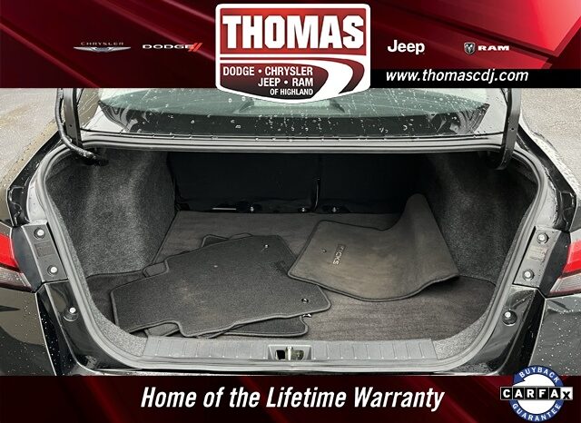 
 Nissan Versa full									