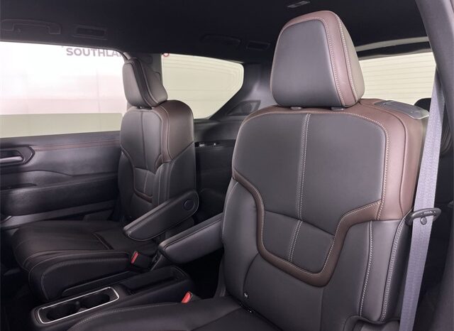 
 Nissan Armada full									
