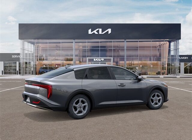 
 Kia K4 full									