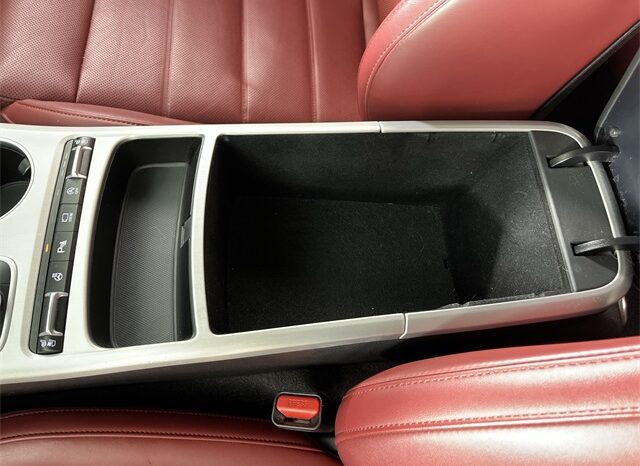 
								Kia Stinger full									