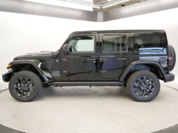 
 Jeep Wrangler 4xe full									