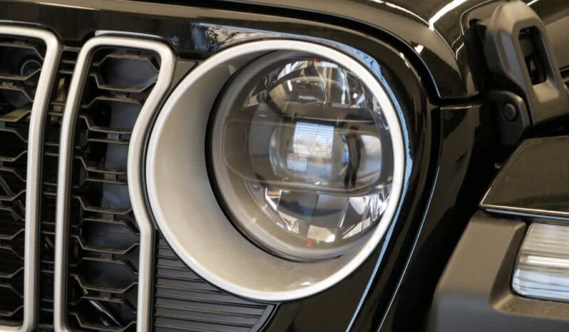 
 Jeep Wrangler 4xe full									