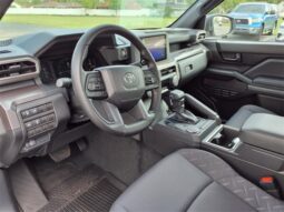 
 Toyota Tacoma full									