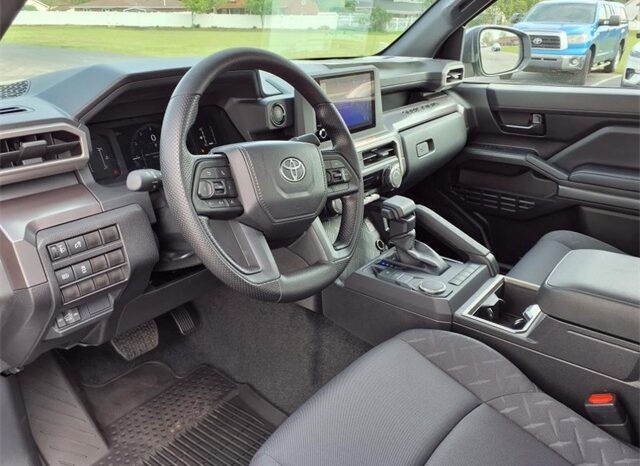 
 Toyota Tacoma full									