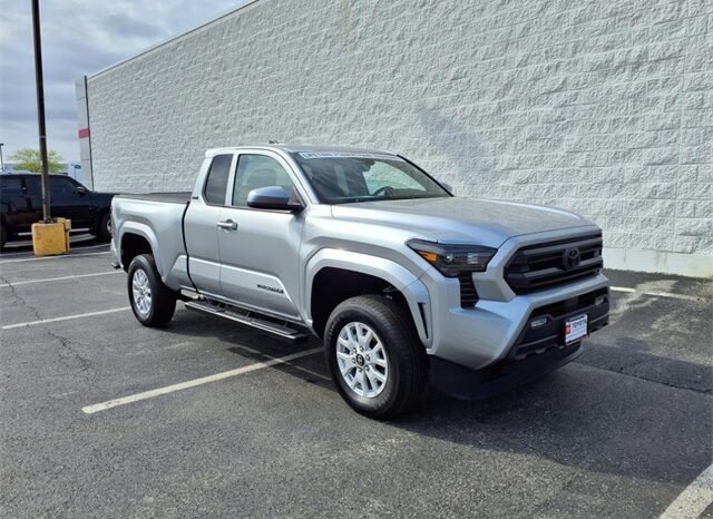 
 Toyota Tacoma full									