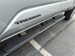 
 Toyota Tacoma full									