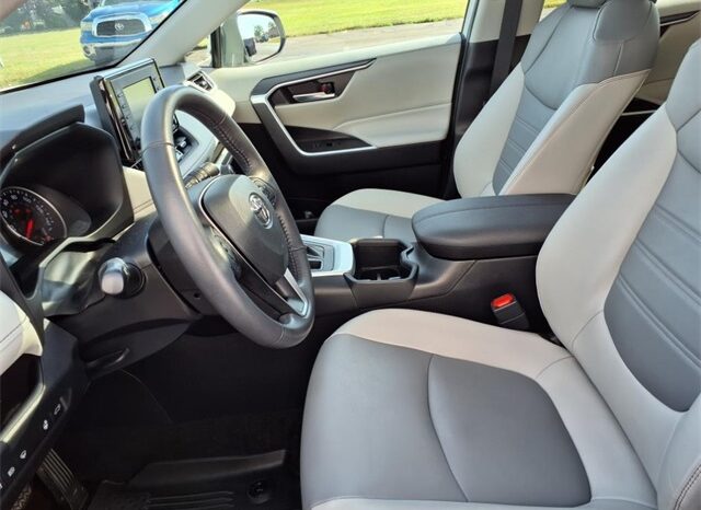 
 Toyota RAV4 full									